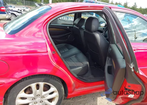 2004 Jaguar X-Type 3.0 from USA, damaged, VIN SAJEA51C84WD76123